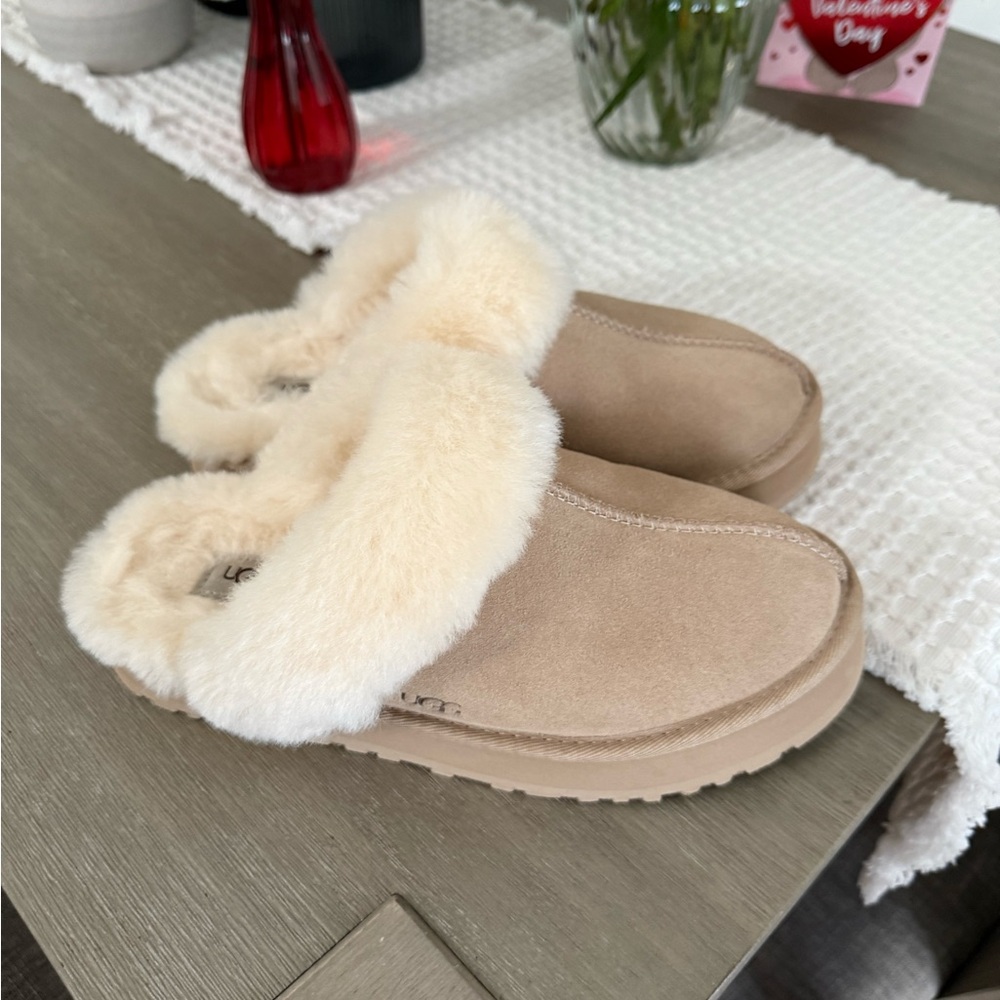 UGG disquette NWOT